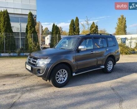 Серый Мицубиси Паджеро Вагон, объемом двигателя 3.2 л и пробегом 130 тыс. км за 19700 $, фото 14 на Automoto.ua