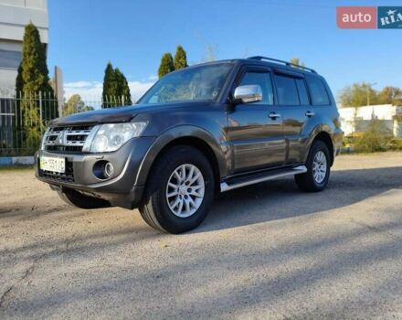 Серый Мицубиси Паджеро Вагон, объемом двигателя 3.2 л и пробегом 130 тыс. км за 19700 $, фото 9 на Automoto.ua