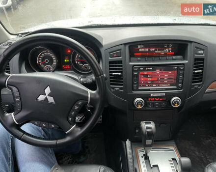 Серый Мицубиси Паджеро Вагон, объемом двигателя 3.2 л и пробегом 270 тыс. км за 16500 $, фото 13 на Automoto.ua