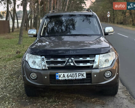Серый Мицубиси Паджеро Вагон, объемом двигателя 3.2 л и пробегом 236 тыс. км за 16999 $, фото 6 на Automoto.ua