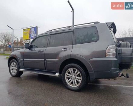 Сірий Міцубісі Паджеро Вагон, об'ємом двигуна 3.2 л та пробігом 183 тис. км за 17998 $, фото 5 на Automoto.ua