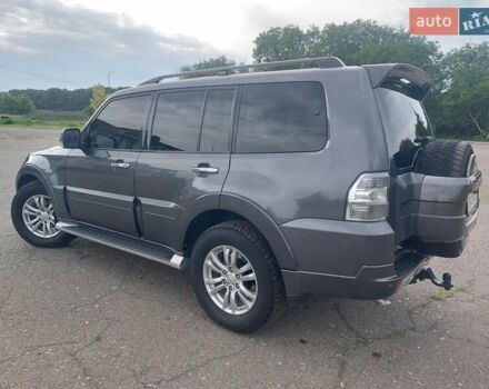 Сірий Міцубісі Паджеро Вагон, об'ємом двигуна 3.2 л та пробігом 126 тис. км за 18000 $, фото 18 на Automoto.ua