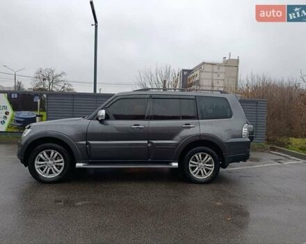 Сірий Міцубісі Паджеро Вагон, об'ємом двигуна 3.2 л та пробігом 183 тис. км за 17998 $, фото 1 на Automoto.ua