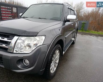 Сірий Міцубісі Паджеро Вагон, об'ємом двигуна 3.2 л та пробігом 183 тис. км за 17998 $, фото 9 на Automoto.ua