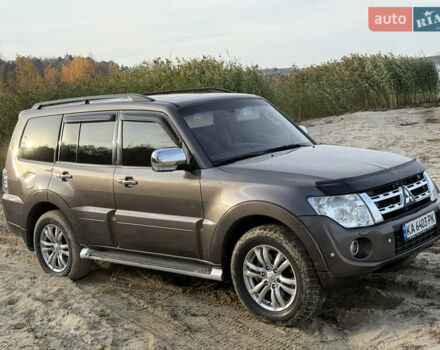 Серый Мицубиси Паджеро Вагон, объемом двигателя 3.2 л и пробегом 236 тыс. км за 16999 $, фото 27 на Automoto.ua