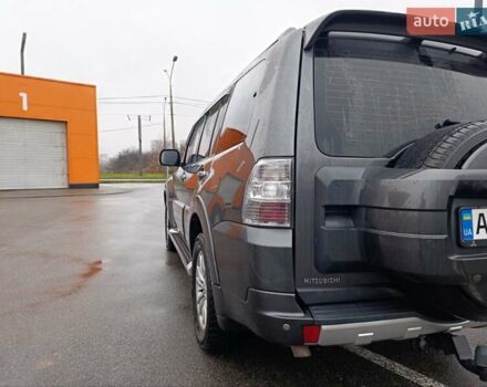 Сірий Міцубісі Паджеро Вагон, об'ємом двигуна 3.2 л та пробігом 183 тис. км за 17998 $, фото 6 на Automoto.ua