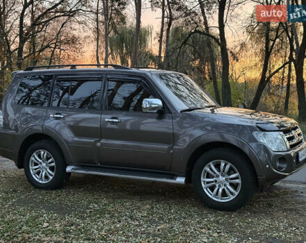 Серый Мицубиси Паджеро Вагон, объемом двигателя 3.2 л и пробегом 236 тыс. км за 16999 $, фото 9 на Automoto.ua