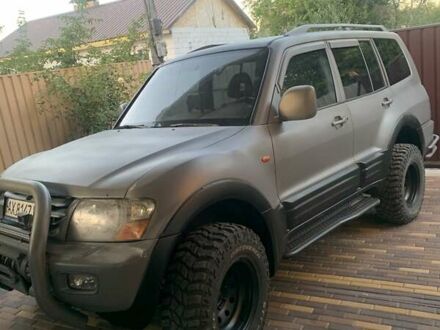 Міцубісі Паджеро Вагон 2002 у Києві на Automoto.ua Сірий Міцубісі Паджеро Вагон, об'ємом двигуна 3.2 л та пробігом 255 тис. км за 6500 $, фото 1 на Automoto.ua