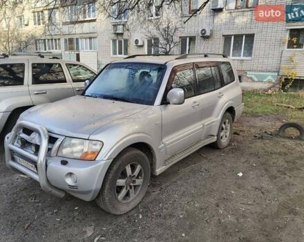 Сірий Міцубісі Паджеро Вагон, об'ємом двигуна 3.5 л та пробігом 223 тис. км за 8200 $, фото 1 на Automoto.ua