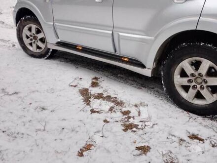 Міцубісі Паджеро Вагон 2005 у Ахтырке на Automoto.ua Сірий Міцубісі Паджеро Вагон, об'ємом двигуна 3.5 л та пробігом 229 тис. км за 8800 $, фото 1 на Automoto.ua