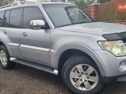 Серый Мицубиси Паджеро Вагон, объемом двигателя 3.8 л и пробегом 263 тыс. км за 12000 $, фото 1 на Automoto.ua