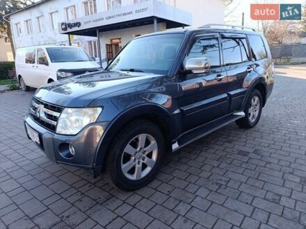 Серый Мицубиси Паджеро Вагон, объемом двигателя 2.97 л и пробегом 181 тыс. км за 11300 $, фото 1 на Automoto.ua