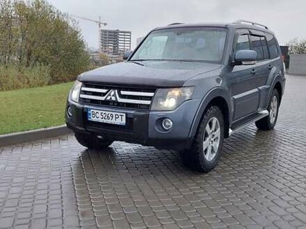 Мицубиси Паджеро Вагон 2008 в Львове на Automoto.ua Серый Мицубиси Паджеро Вагон, объемом двигателя 3.2 л и пробегом 290 тыс. км за 12500 $, фото 1 на Automoto.ua