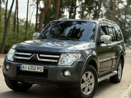 Мицубиси Паджеро Вагон 2008 в Черкассах на Automoto.ua Серый Мицубиси Паджеро Вагон, объемом двигателя 3.83 л и пробегом 218 тыс. км за 11299 $, фото 1 на Automoto.ua