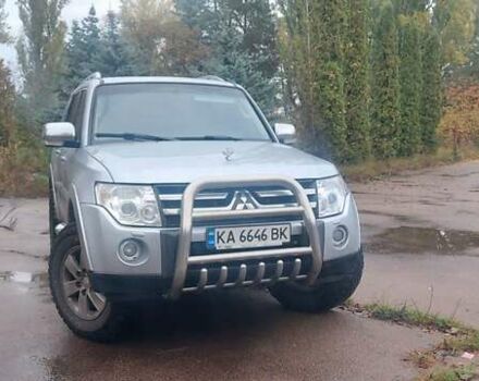Сірий Міцубісі Паджеро Вагон, об'ємом двигуна 2.97 л та пробігом 235 тис. км за 11000 $, фото 1 на Automoto.ua
