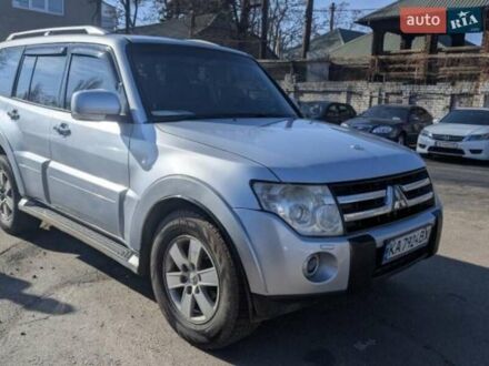 Міцубісі Паджеро Вагон 2008 у Чернігові на Automoto.ua Сірий Міцубісі Паджеро Вагон, об'ємом двигуна 2.97 л та пробігом 302 тис. км за 8818 $, фото 1 на Automoto.ua