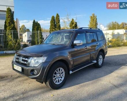 Серый Мицубиси Паджеро Вагон, объемом двигателя 3.2 л и пробегом 130 тыс. км за 19700 $, фото 1 на Automoto.ua