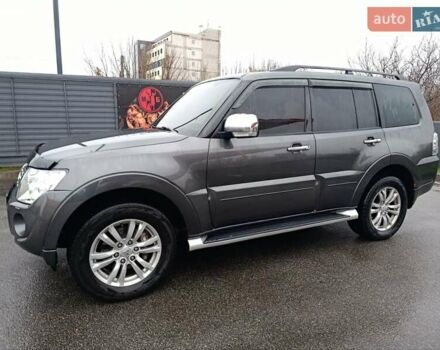 Сірий Міцубісі Паджеро Вагон, об'ємом двигуна 3.2 л та пробігом 183 тис. км за 17998 $, фото 1 на Automoto.ua