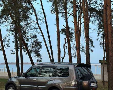 Серый Мицубиси Паджеро Вагон, объемом двигателя 3.2 л и пробегом 236 тыс. км за 16999 $, фото 1 на Automoto.ua