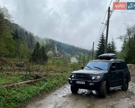 Синий Мицубиси Паджеро Вагон, объемом двигателя 3.2 л и пробегом 490 тыс. км за 6000 $, фото 4 на Automoto.ua