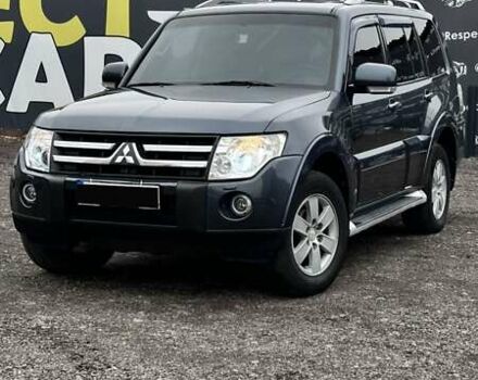 Синий Мицубиси Паджеро Вагон, объемом двигателя 3 л и пробегом 221 тыс. км за 9800 $, фото 2 на Automoto.ua