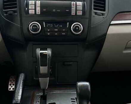 Синий Мицубиси Паджеро Вагон, объемом двигателя 3 л и пробегом 221 тыс. км за 9800 $, фото 9 на Automoto.ua