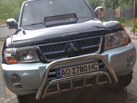 Мицубиси Паджеро Вагон 2003 в Ужгороде на Automoto.ua Синий Мицубиси Паджеро Вагон, объемом двигателя 3.2 л и пробегом 242 тыс. км за 10500 $, фото 1 на Automoto.ua