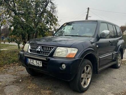 Синий Мицубиси Паджеро Вагон, объемом двигателя 3.2 л и пробегом 400 тыс. км за 5800 $, фото 1 на Automoto.ua