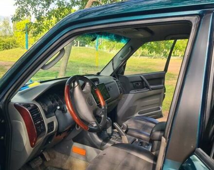 Зеленый Мицубиси Паджеро Вагон, объемом двигателя 3.5 л и пробегом 300 тыс. км за 8000 $, фото 9 на Automoto.ua