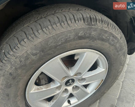 Зеленый Мицубиси Паджеро Вагон, объемом двигателя 3.2 л и пробегом 220 тыс. км за 7200 $, фото 43 на Automoto.ua