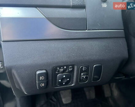 Зеленый Мицубиси Паджеро Вагон, объемом двигателя 3.2 л и пробегом 220 тыс. км за 7200 $, фото 57 на Automoto.ua