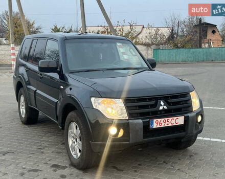 Зеленый Мицубиси Паджеро Вагон, объемом двигателя 3.2 л и пробегом 220 тыс. км за 7200 $, фото 48 на Automoto.ua