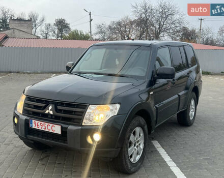 Зеленый Мицубиси Паджеро Вагон, объемом двигателя 3.2 л и пробегом 220 тыс. км за 7200 $, фото 46 на Automoto.ua