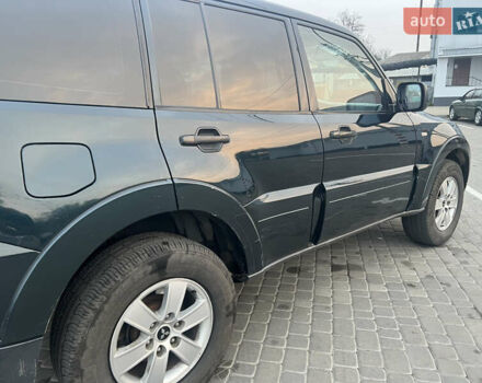 Зеленый Мицубиси Паджеро Вагон, объемом двигателя 3.2 л и пробегом 220 тыс. км за 7200 $, фото 37 на Automoto.ua