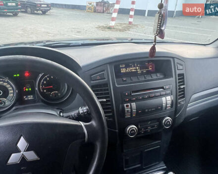 Зеленый Мицубиси Паджеро Вагон, объемом двигателя 3.2 л и пробегом 220 тыс. км за 7200 $, фото 61 на Automoto.ua