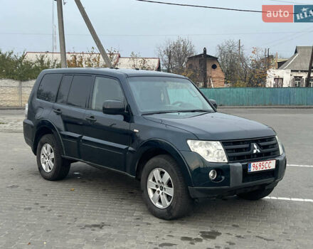 Зеленый Мицубиси Паджеро Вагон, объемом двигателя 3.2 л и пробегом 220 тыс. км за 7200 $, фото 18 на Automoto.ua