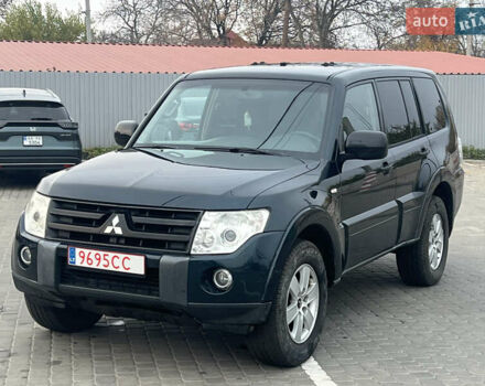 Зеленый Мицубиси Паджеро Вагон, объемом двигателя 3.2 л и пробегом 220 тыс. км за 7200 $, фото 22 на Automoto.ua