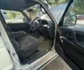 Белый Мицубиси Паджеро, объемом двигателя 3.5 л и пробегом 170 тыс. км за 1600 $, фото 4 на Automoto.ua