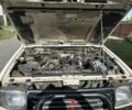 Белый Мицубиси Паджеро, объемом двигателя 3 л и пробегом 280 тыс. км за 6400 $, фото 6 на Automoto.ua