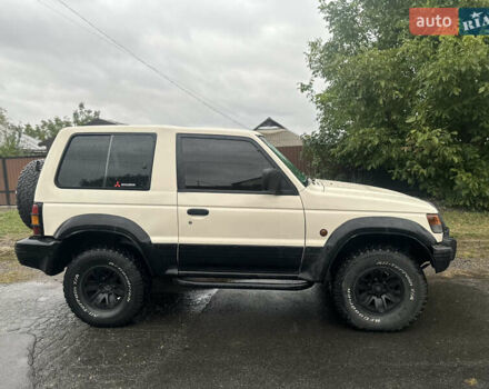 Білий Міцубісі Паджеро, об'ємом двигуна 2.97 л та пробігом 280 тис. км за 6400 $, фото 1 на Automoto.ua