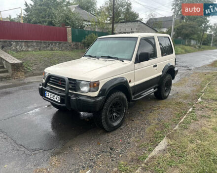 Білий Міцубісі Паджеро, об'ємом двигуна 2.97 л та пробігом 280 тис. км за 6400 $, фото 3 на Automoto.ua