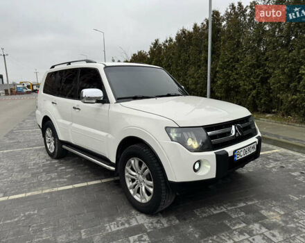 Білий Міцубісі Паджеро, об'ємом двигуна 2.97 л та пробігом 245 тис. км за 8900 $, фото 8 на Automoto.ua