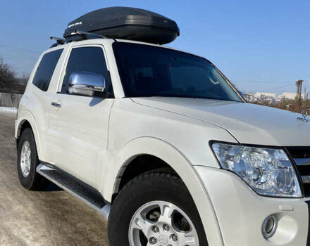 Белый Мицубиси Паджеро, объемом двигателя 2.97 л и пробегом 310 тыс. км за 13900 $, фото 17 на Automoto.ua