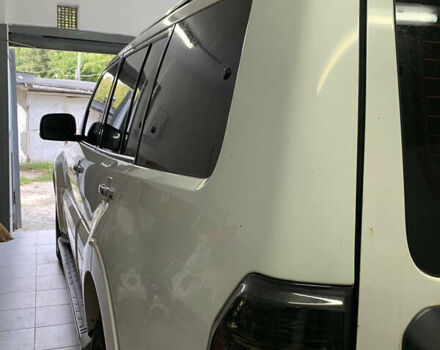 Белый Мицубиси Паджеро, объемом двигателя 2.97 л и пробегом 178 тыс. км за 11900 $, фото 7 на Automoto.ua