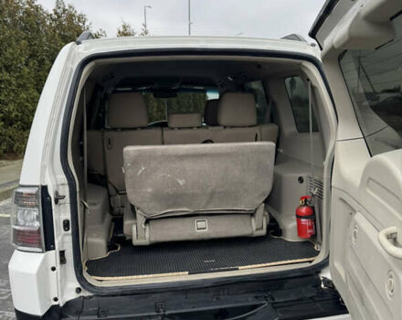 Білий Міцубісі Паджеро, об'ємом двигуна 2.97 л та пробігом 245 тис. км за 8900 $, фото 21 на Automoto.ua