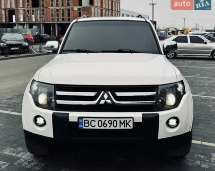 Білий Міцубісі Паджеро, об'ємом двигуна 2.97 л та пробігом 245 тис. км за 9850 $, фото 16 на Automoto.ua