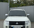 Белый Мицубиси Паджеро, объемом двигателя 3 л и пробегом 335 тыс. км за 8700 $, фото 2 на Automoto.ua