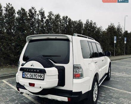 Білий Міцубісі Паджеро, об'ємом двигуна 2.97 л та пробігом 245 тис. км за 9850 $, фото 27 на Automoto.ua