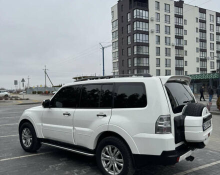 Білий Міцубісі Паджеро, об'ємом двигуна 2.97 л та пробігом 245 тис. км за 8900 $, фото 37 на Automoto.ua