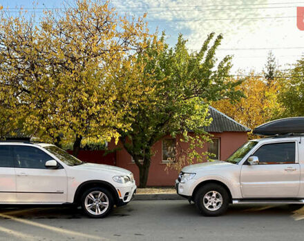 Белый Мицубиси Паджеро, объемом двигателя 2.97 л и пробегом 310 тыс. км за 13900 $, фото 7 на Automoto.ua